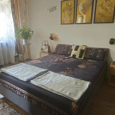 Enklawa Raju 4 Gwiazdki Διαμέρισμα Povile